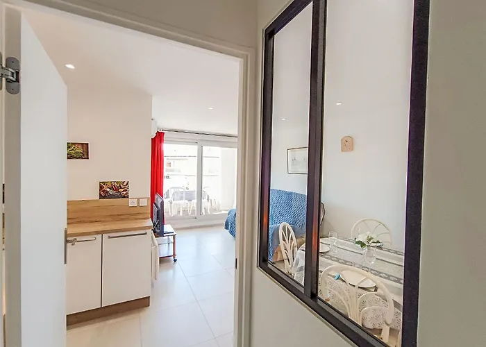 Le Vieux Port-2 By Interhome