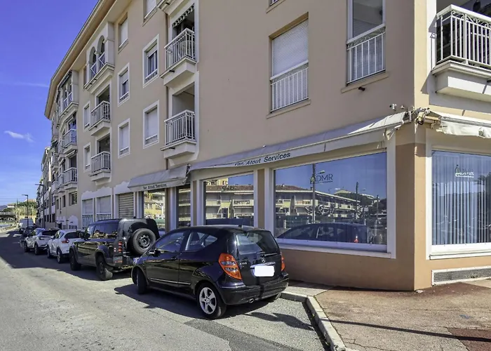 Le Vieux Port-2 By Interhome Daire