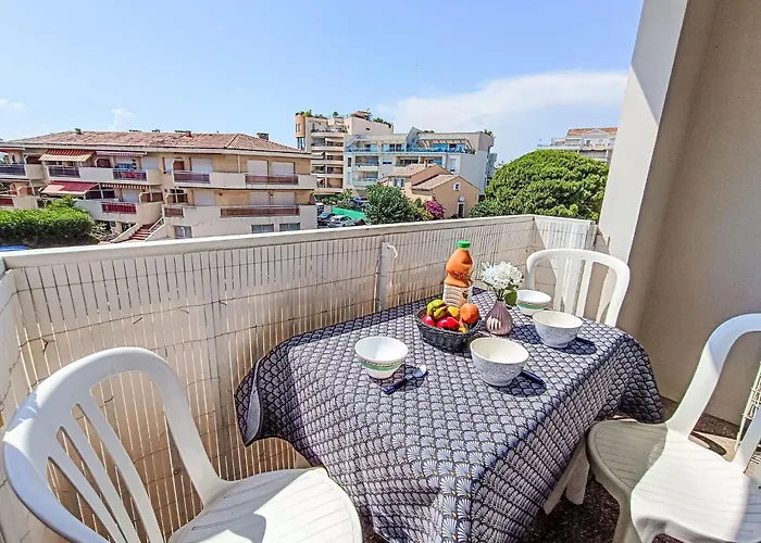 Le Vieux Port-2 By Interhome شقة