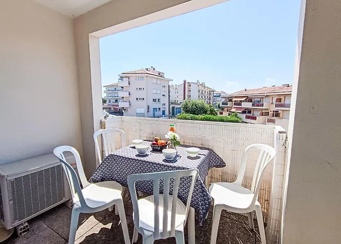 Le Vieux Port-2 By Interhome